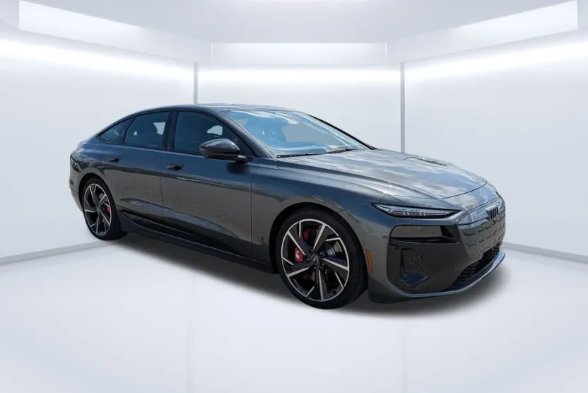 2025 Audi S6 Prestige photo 1