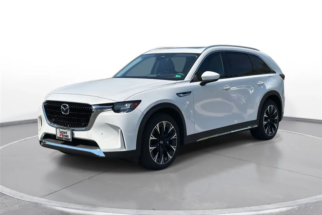 2024 Mazda CX-90 Premium photo 1