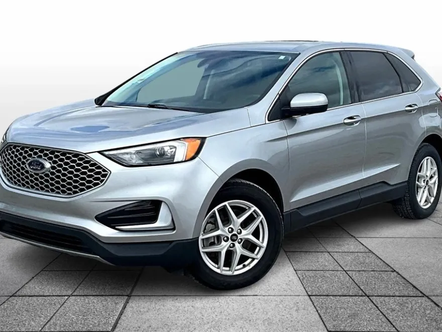 2023 Ford Edge SEL photo 1