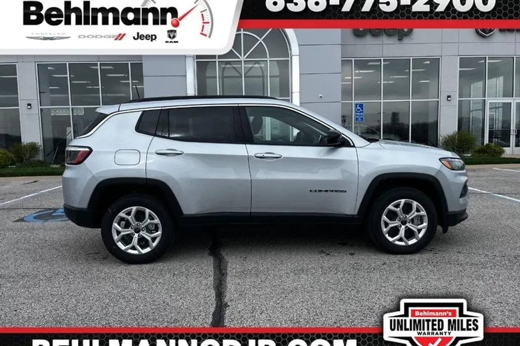 2025 Jeep Compass Latitude photo 1