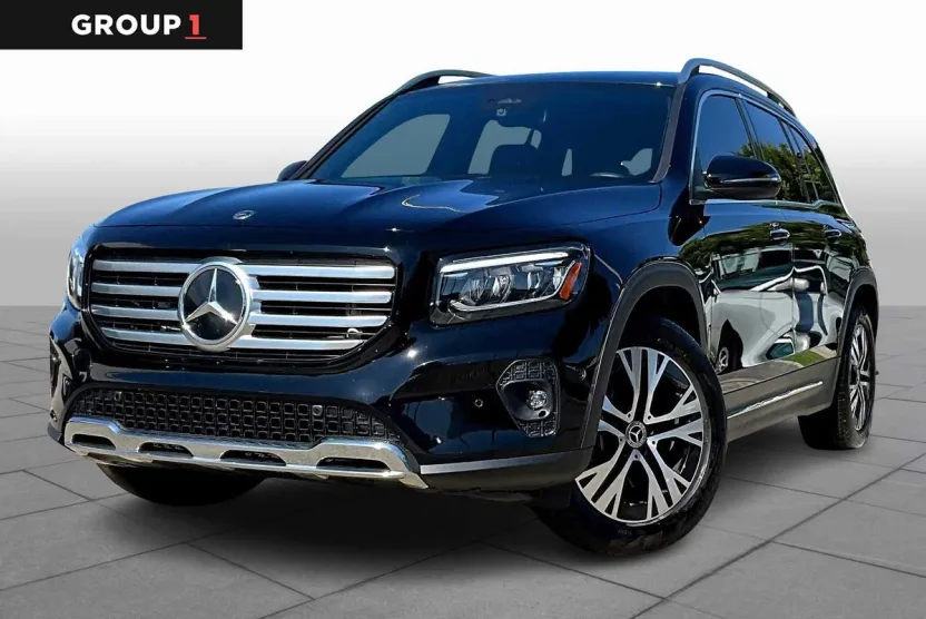 2024 Mercedes Benz GLB 250 photo 1