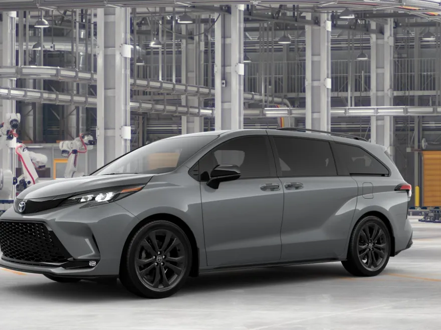2025 Toyota Sienna XSE photo 1