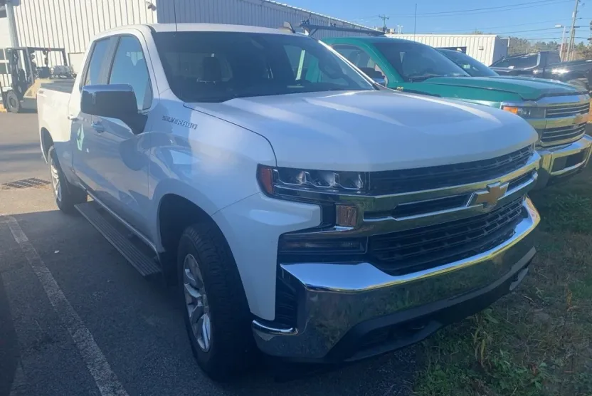 2019 Chevrolet Silverado 1500 LT photo 1