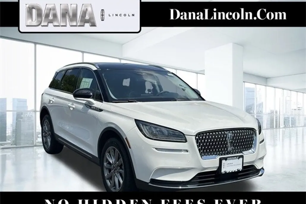 2022 Lincoln Corsair Standard photo 1