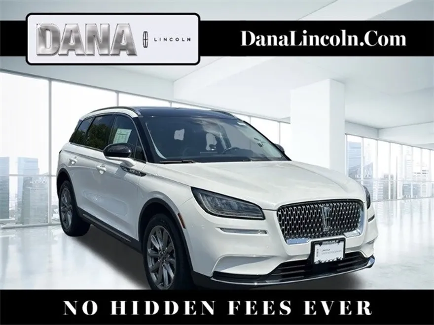 2022 Lincoln Corsair Standard photo 1