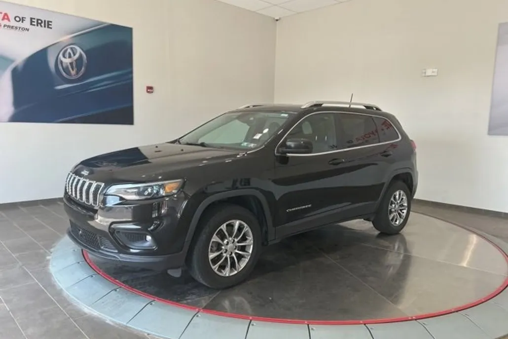 2020 Jeep Cherokee Lux photo 1