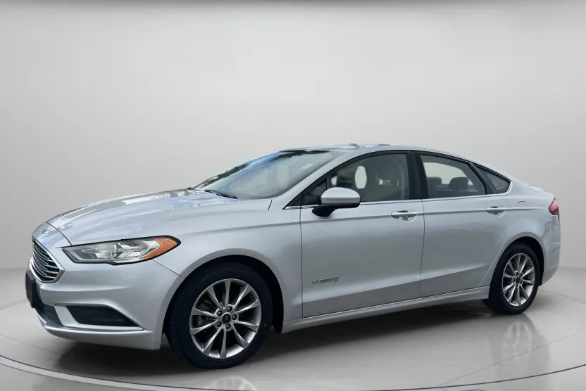 2017 Ford Fusion S Hybrid photo 1
