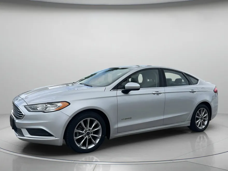 2017 Ford Fusion S Hybrid photo 1