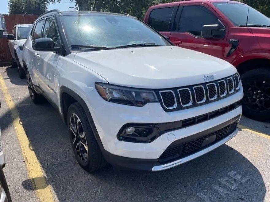 2024 Jeep Compass Limited photo 1