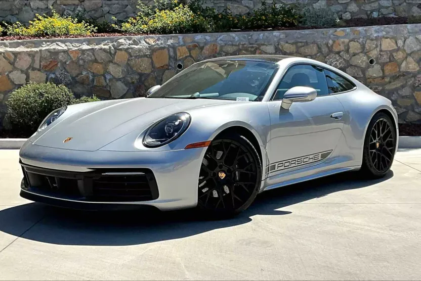 2023 Porsche 911 S photo 1