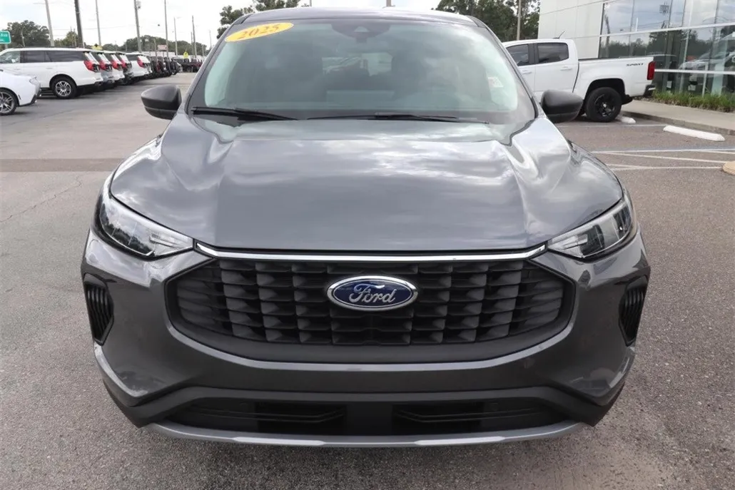 2025 Ford Escape Active photo 1