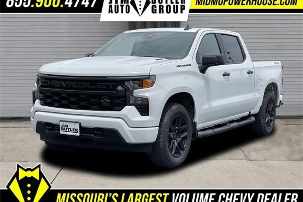 2025 Chevrolet Silverado 1500 Custom photo 1