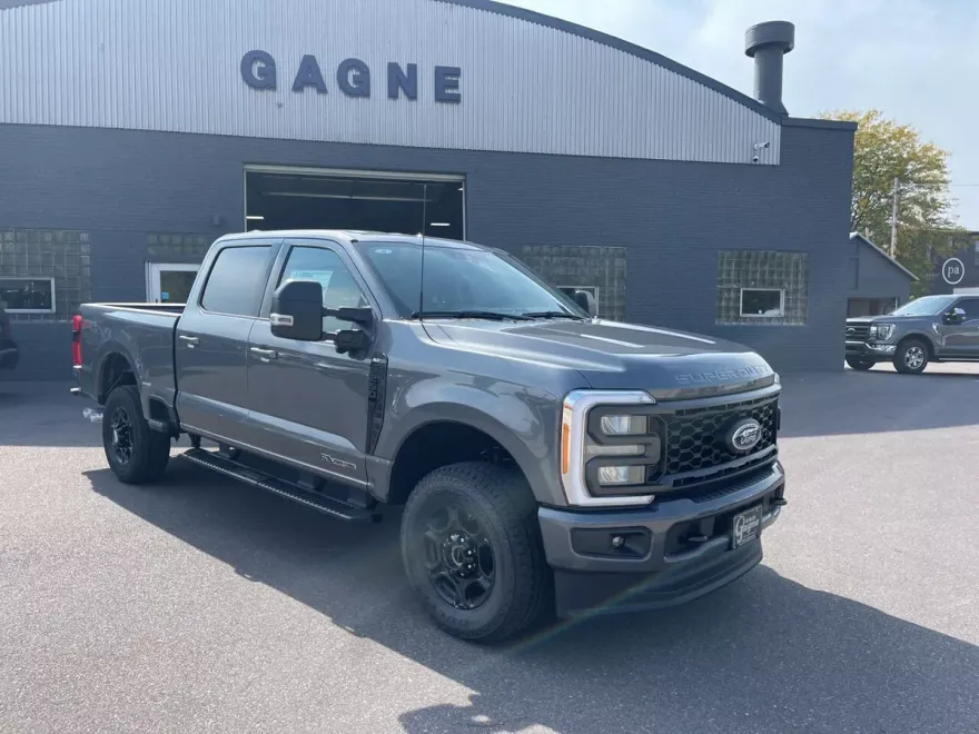 2023 Ford F-250 XLT photo 1