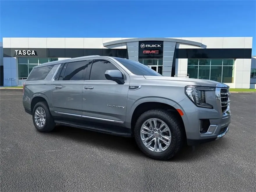 2023 Gmc Yukon XL SLT photo 1