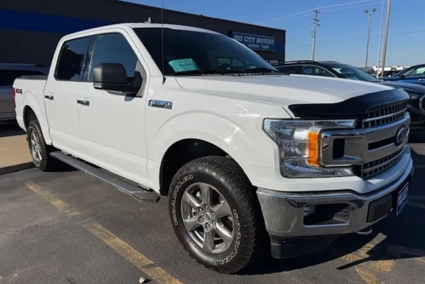 2019 Ford F-150 XLT photo 1