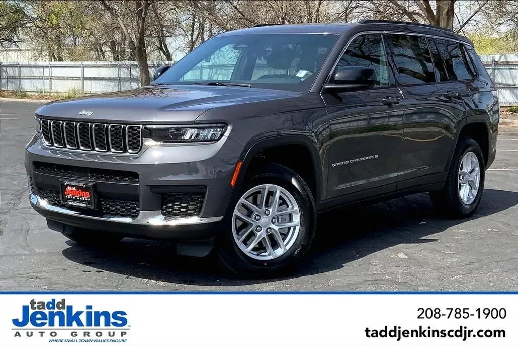 2025 Jeep Grand Cherokee Laredo X photo 1
