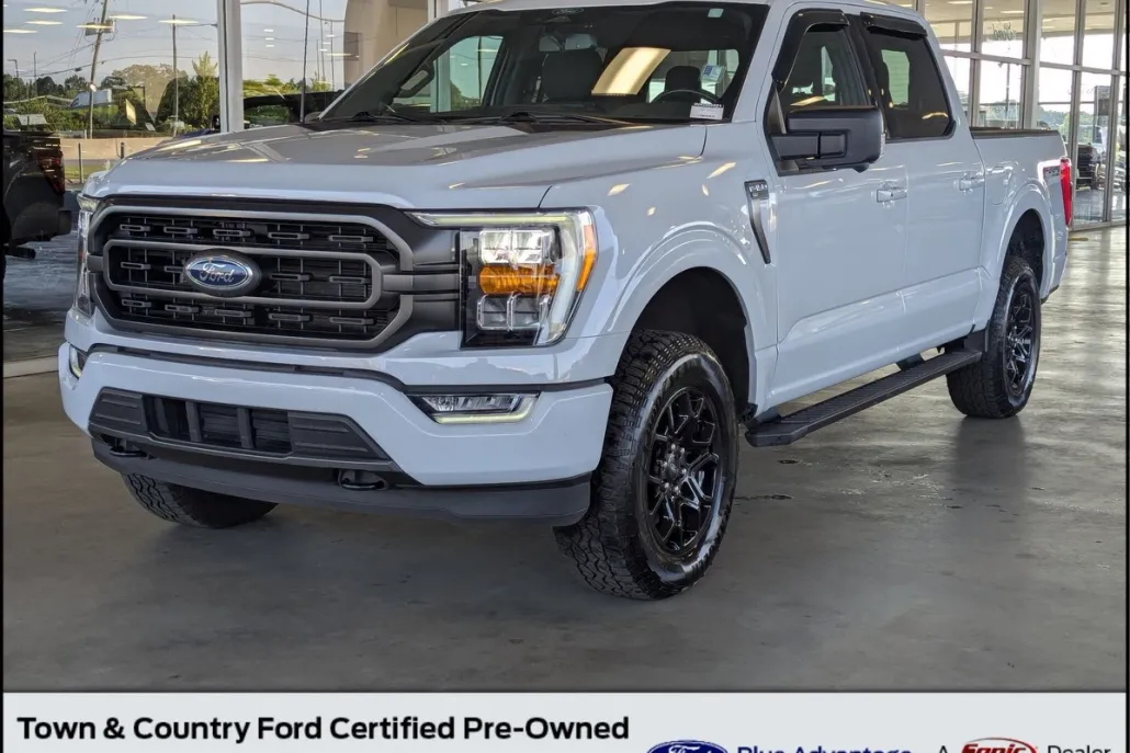 2022 Ford F-150 XLT photo 1
