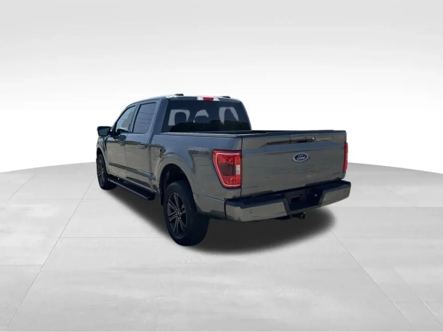 2022 Ford F-150 XLT photo 1