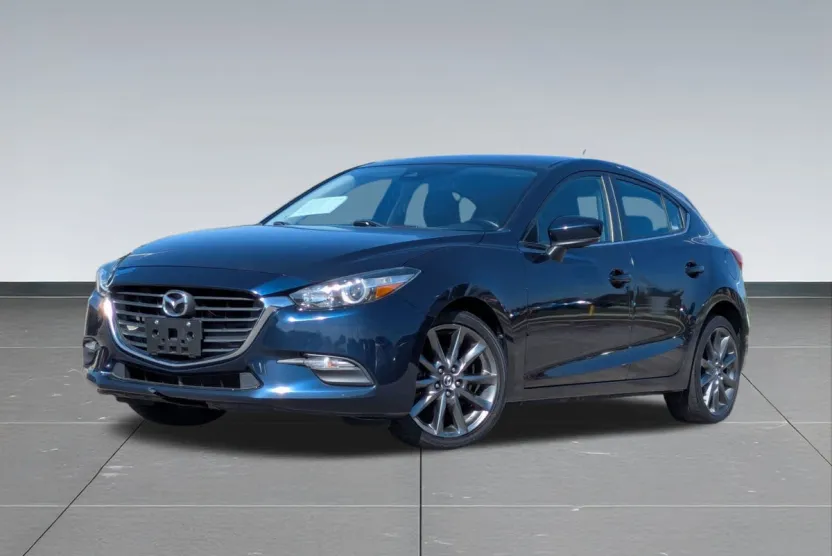 2018 Mazda Mazda3 Touring photo 1