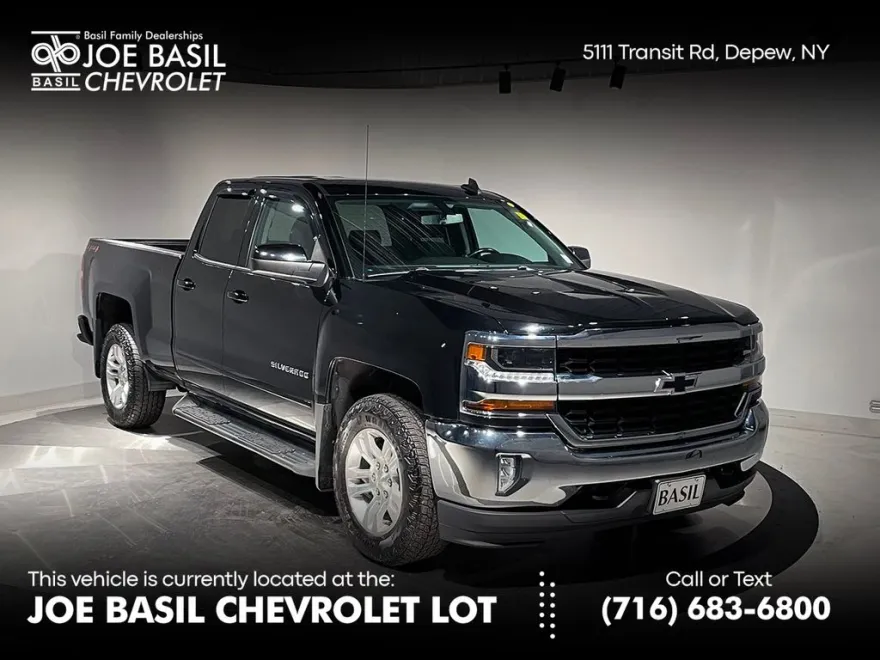 2019 Chevrolet Silverado 1500 LT photo 1