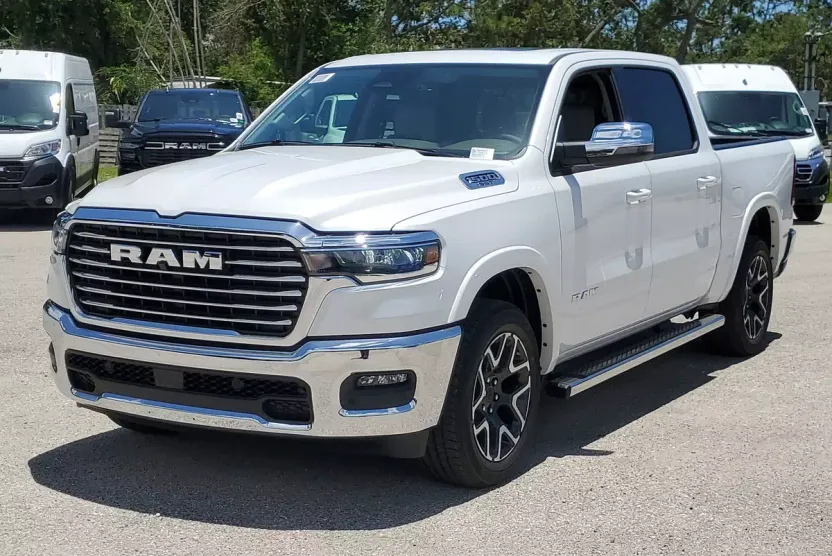 2025 Ram 1500 Laramie photo 1