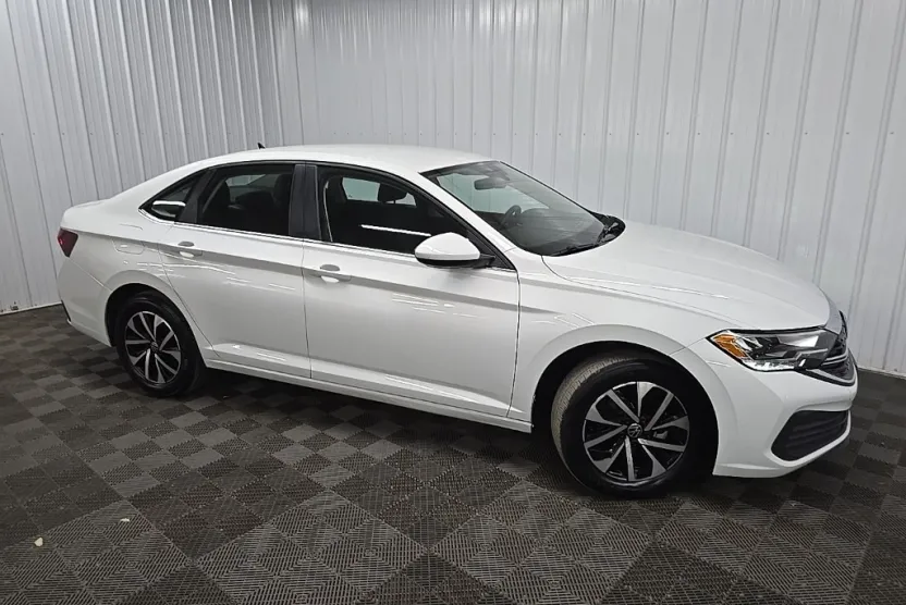 2024 Volkswagen Jetta 1.5T S photo 1