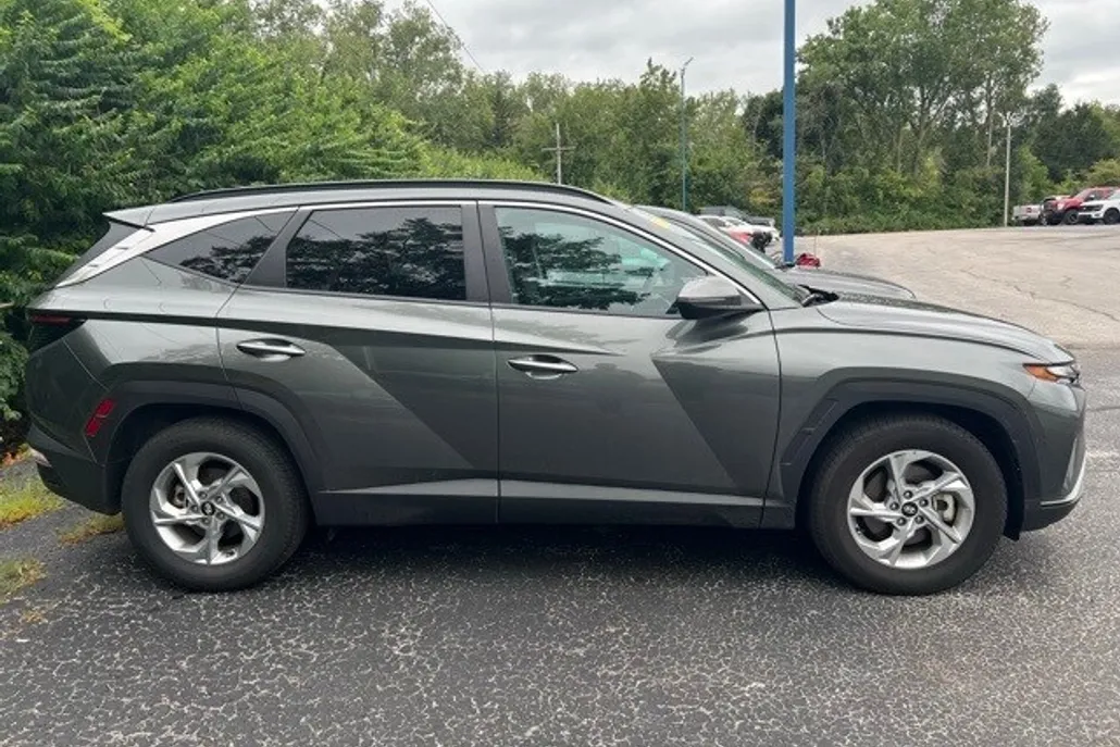 2023 Hyundai Tucson SEL photo 1