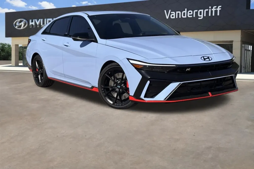 2025 Hyundai Elantra N photo 1