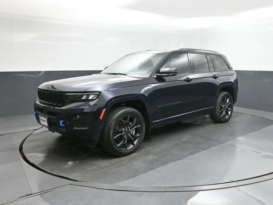 2023 Jeep Grand Cherokee 4xe photo 1