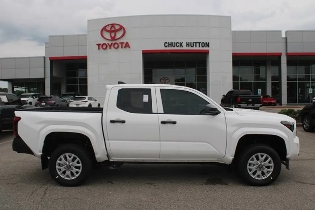 2025 Toyota Tacoma SR photo 1