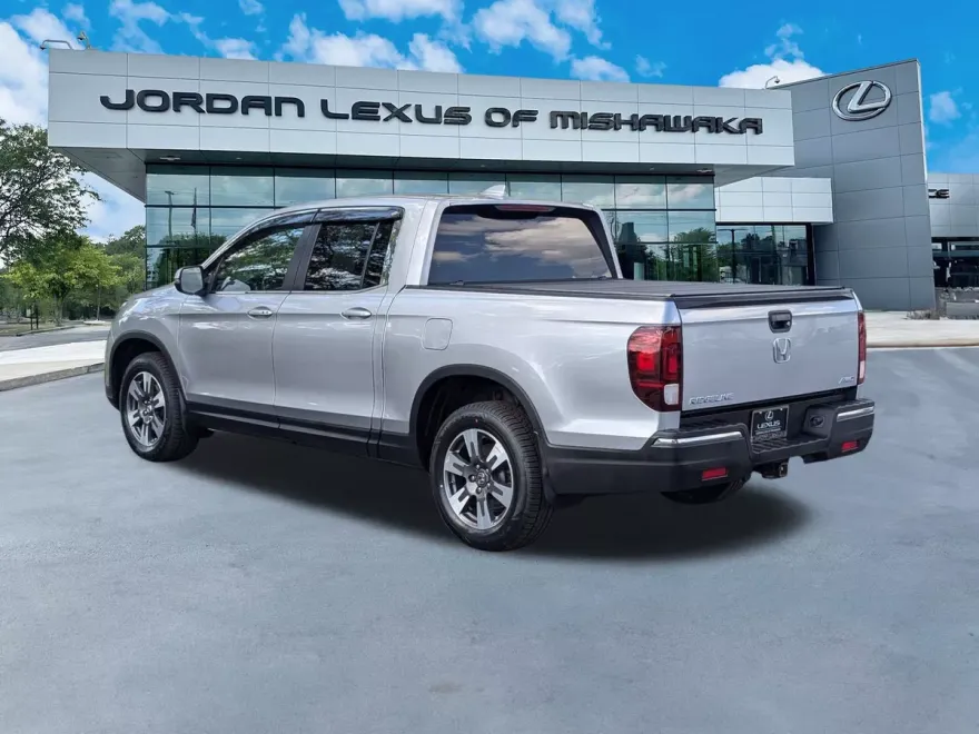 2017 Honda Ridgeline RTL-T photo 1