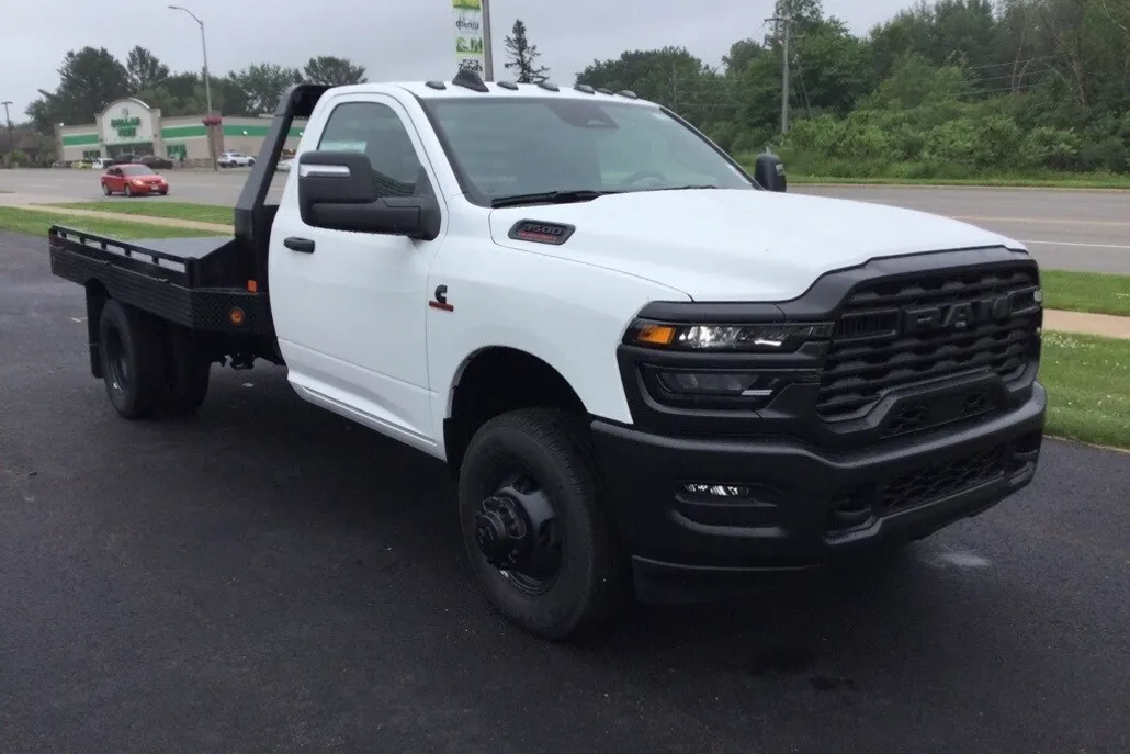 2025 Ram 3500 Tradesman photo 1