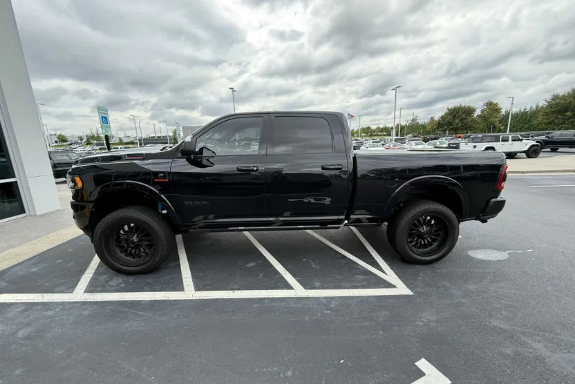 2022 Ram 2500 Limited photo 1