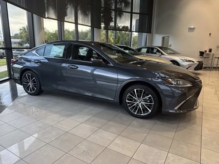 2025 Lexus ES 350 Premium photo 1