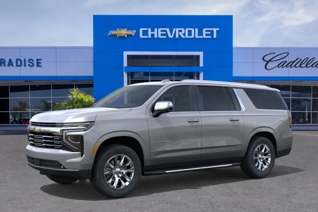2025 Chevrolet Suburban Premier photo 1