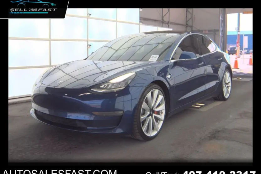 2019 Tesla Model 3 photo 1
