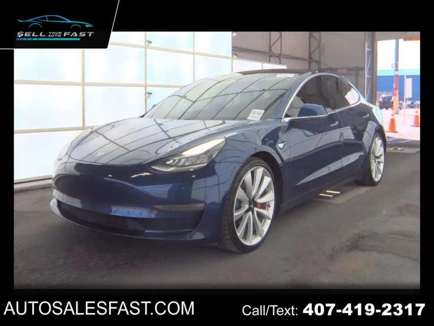 2019 Tesla Model 3 photo 1