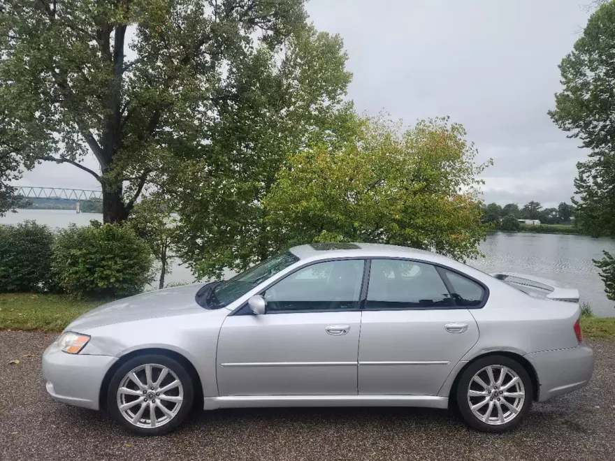 2006 Subaru Legacy 2.5i Limited photo 1
