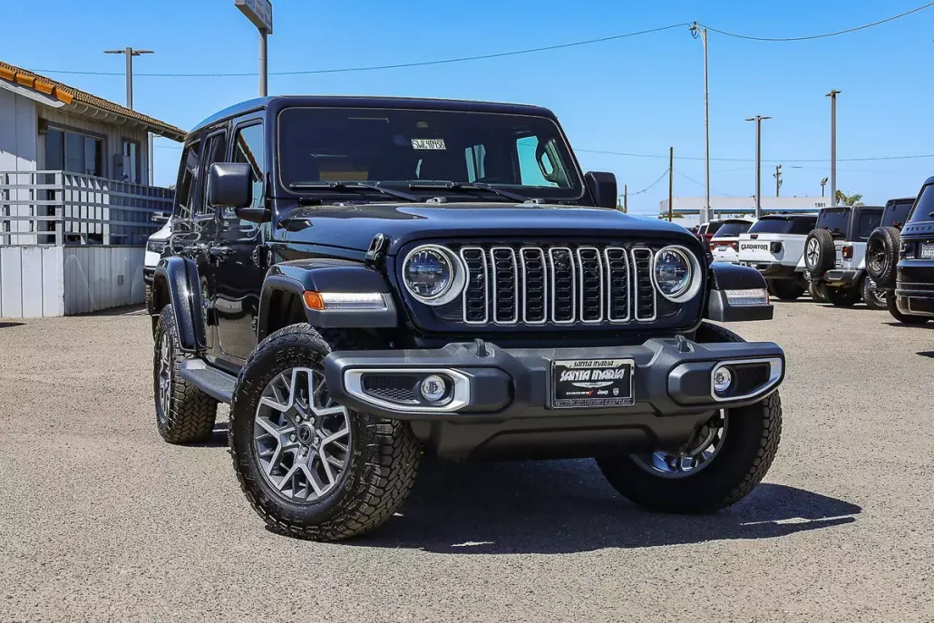 2025 Jeep Wrangler Sahara photo 1