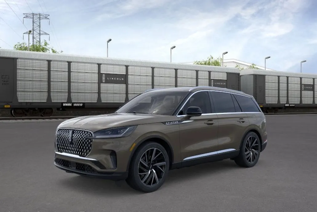 2025 Lincoln Aviator Reserve photo 1