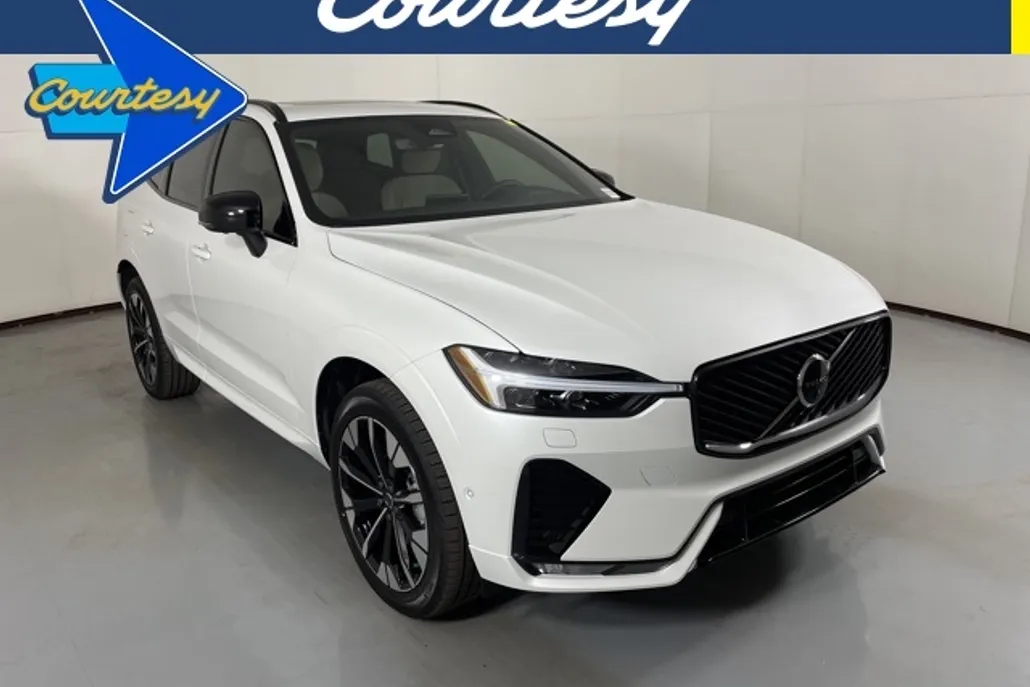2026 Volvo XC60 Plus photo 1