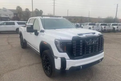 2025 Gmc Sierra 2500 HD Denali Ultimate photo 3
