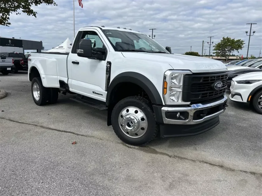 2026 Ford F-450 XL photo 1