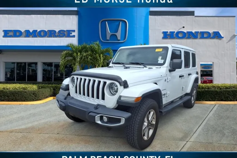 2022 Jeep Wrangler Unlimited Sahara photo 1