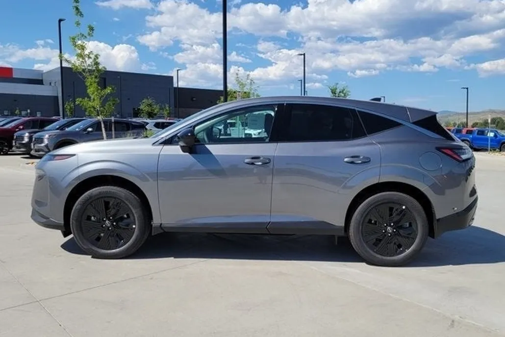 2025 Nissan Murano SV photo 1