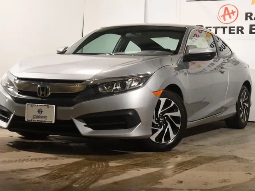 2016 Honda Civic LX photo 1