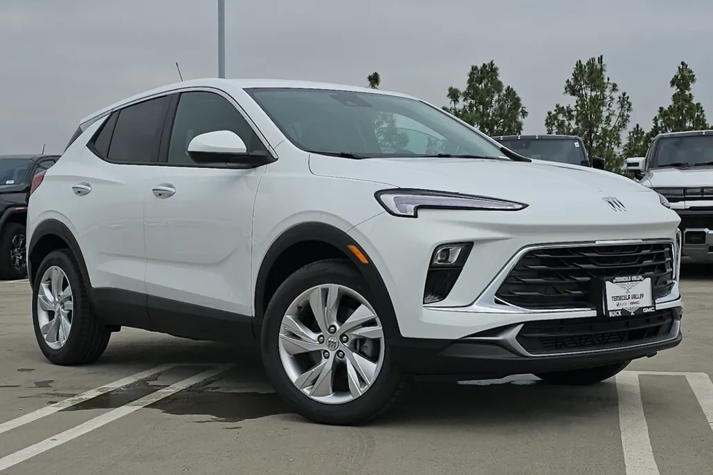 2025 Buick Encore GX Preferred photo 1