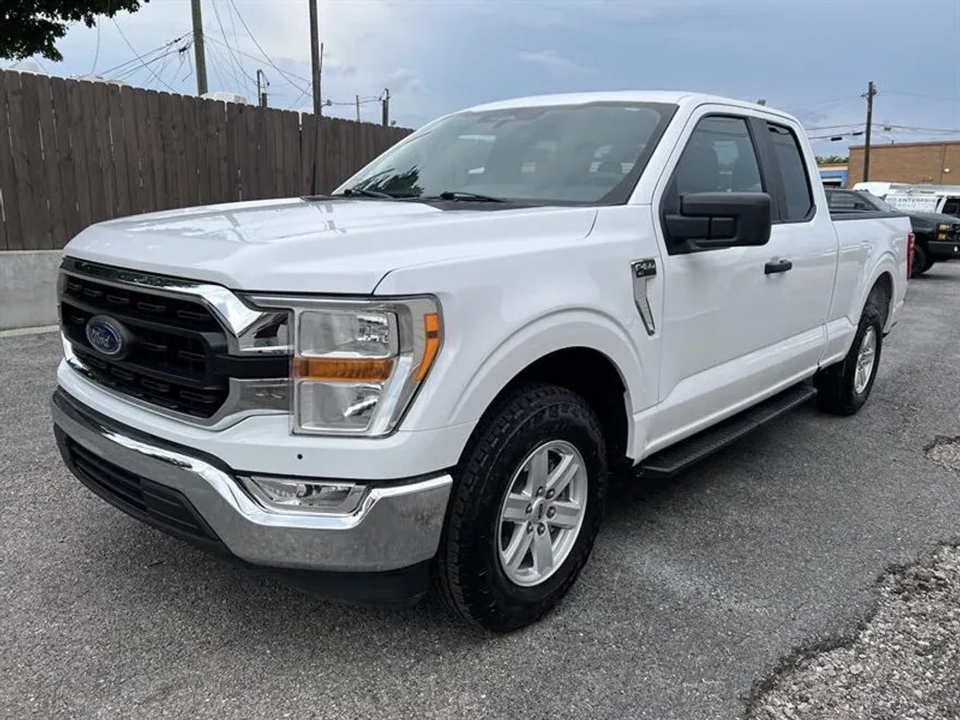2022 Ford F-150 XLT photo 1