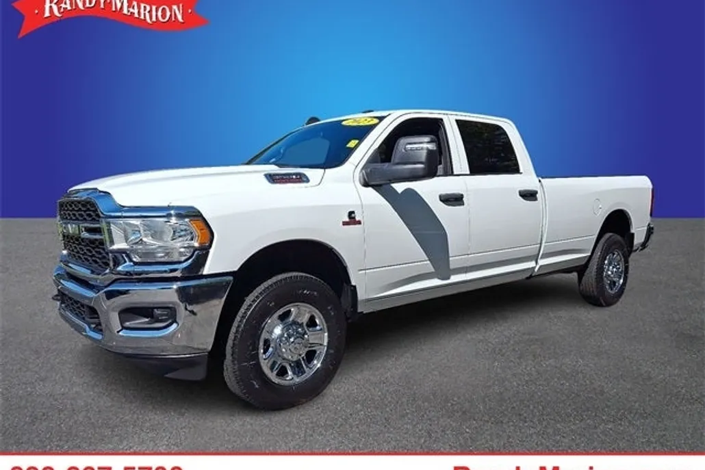 2023 Ram 3500 Tradesman photo 1