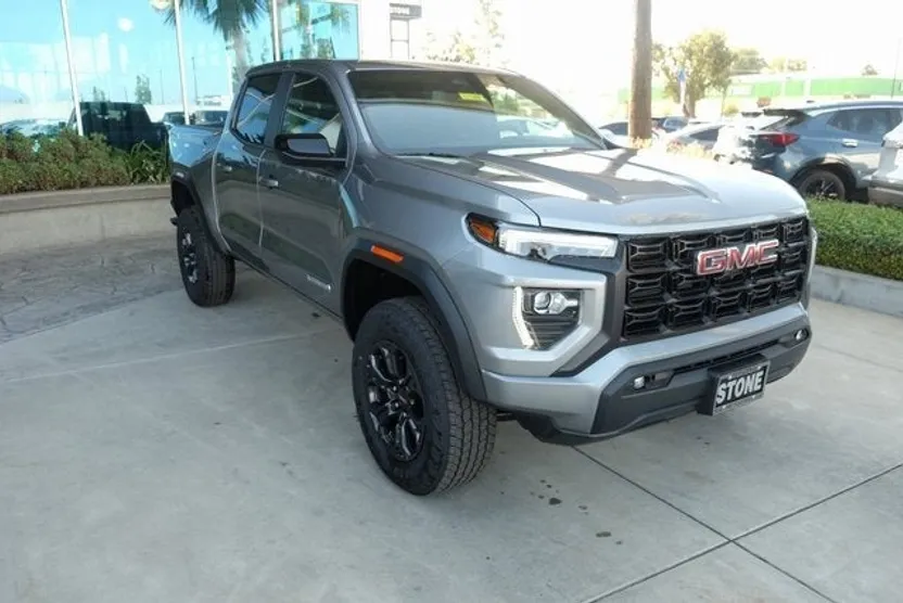 2025 Gmc Canyon Elevation photo 1
